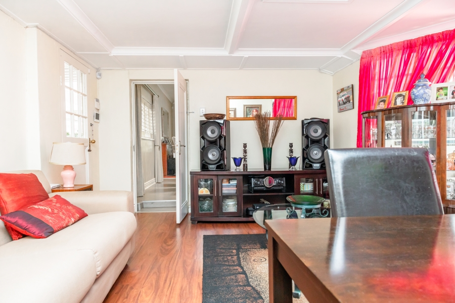 3 Bedroom Property for Sale in Bergvliet Western Cape